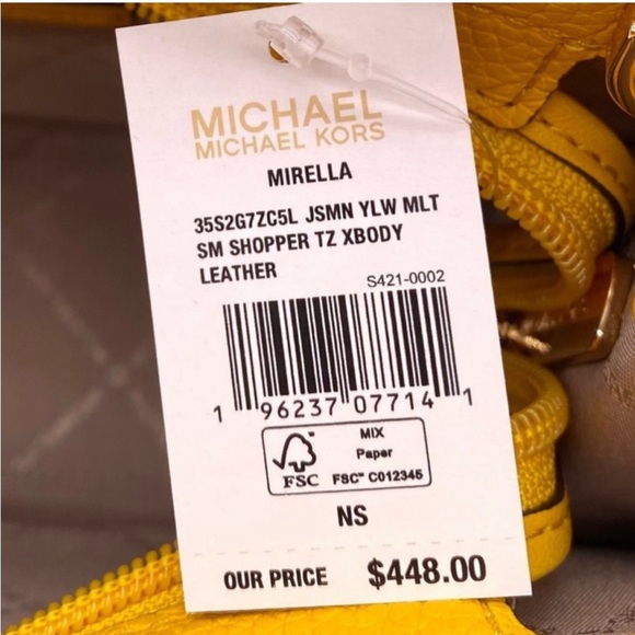 Michael Kors Mirella Small Shopper
Top Zip Tote Crossbody Jasmine
Yellow - Picture 10 of 11